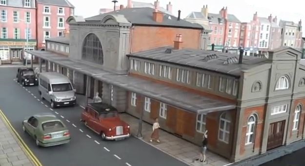 uk model trains scenery