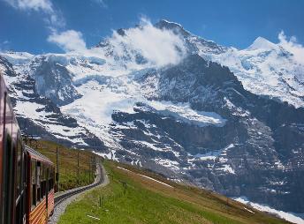 switzerland train travel tour