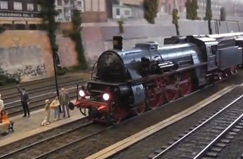 ho scale steam locomotive